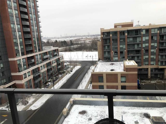 rg21 - 28 Uptown Dr, Condo with 2 bedrooms, 2 bathrooms and 1 parking in Markham ON | Image 4