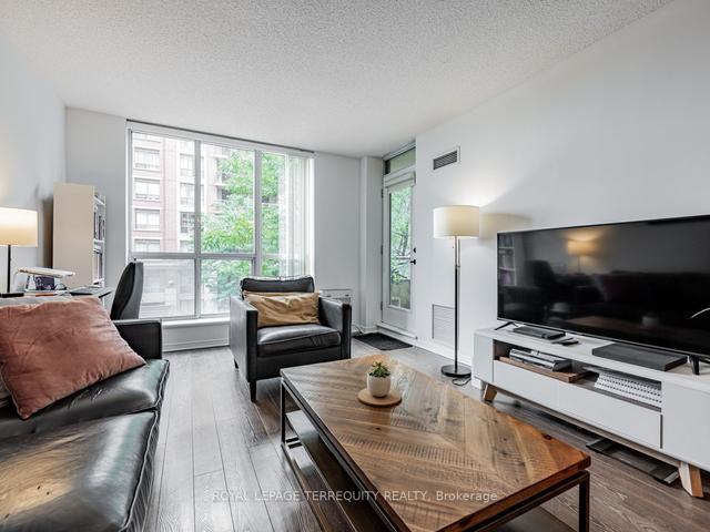 406 - 55 Harrison Garden Blvd, Condo with 1 bedrooms, 1 bathrooms and 1 parking in Toronto ON | Image 3