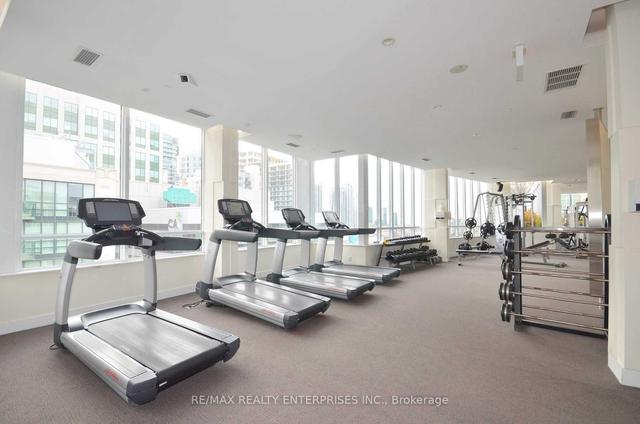 1435 - 250 Wellington St W, Condo with 2 bedrooms, 1 bathrooms and 1 parking in Toronto ON | Image 14