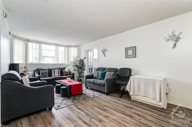 104 - 1921 St Joseph Boulevard, Condo with 2 bedrooms, 2 bathrooms and 1 parking in Ottawa ON | Image 2