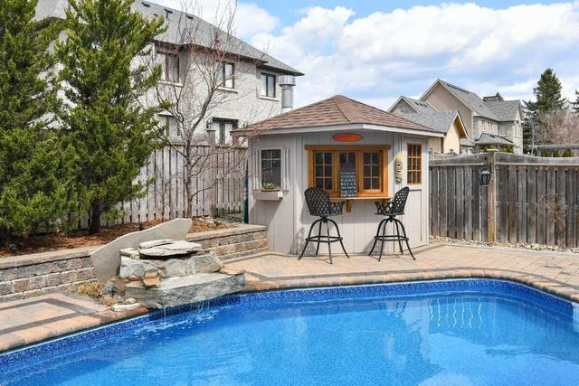 18 Antrim Crt, House detached with 3 bedrooms, 3 bathrooms and 6 parking in Caledon ON | Image 16