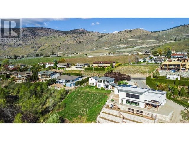4004 39th Street, House detached with 2 bedrooms, 2 bathrooms and 3 parking in Okanagan Similkameen A BC | Image 53