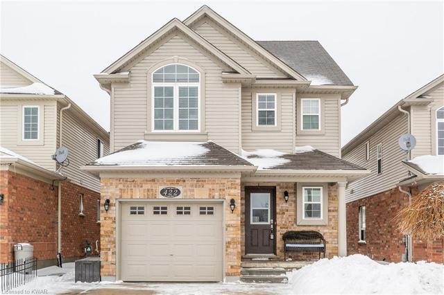 422 Sienna Crescent, House detached with 3 bedrooms, 1 bathrooms and 3 parking in Kitchener ON | Image 1