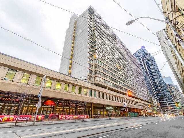 914 - 45 Carlton St, Home with 2 bedrooms, 2 bathrooms and 1 parking in Toronto ON | Image 1