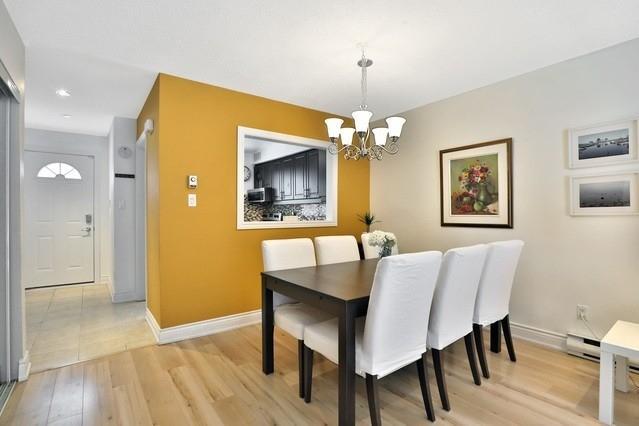 16 - 2067 Marine Dr, Townhouse with 3 bedrooms, 4 bathrooms and 1 parking in Oakville ON | Image 2