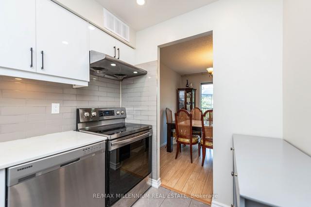 264 - 165 Cherokee Blvd, Townhouse with 4 bedrooms, 2 bathrooms and 1 parking in Toronto ON | Image 4