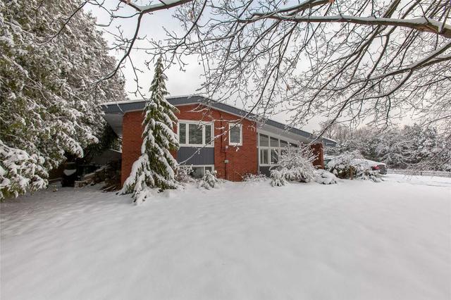 570 Evans Rd, House detached with 3 bedrooms, 2 bathrooms and 6 parking in Hamilton ON | Image 12