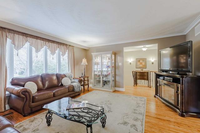 91 Goswell Rd, House detached with 3 bedrooms, 3 bathrooms and 6 parking in Toronto ON | Image 19