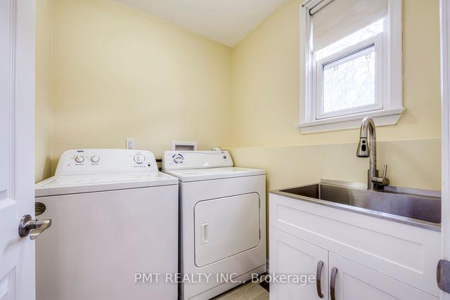 main - 124 Edinborough Crt, House other with 3 bedrooms, 1 bathrooms and 1 parking in Toronto ON | Image 15