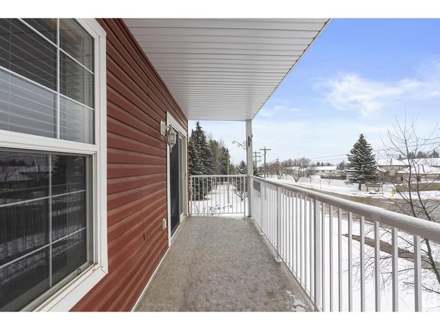 201 - 4102 50 Av, Condo with 2 bedrooms, 1 bathrooms and null parking in Drayton Valley AB | Image 3