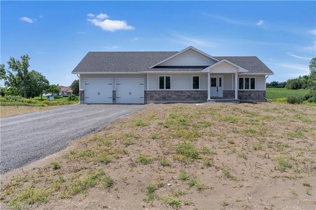 122 Plumb Road, House detached with 3 bedrooms, 2 bathrooms and 6 parking in Tyendinaga ON | Image 1