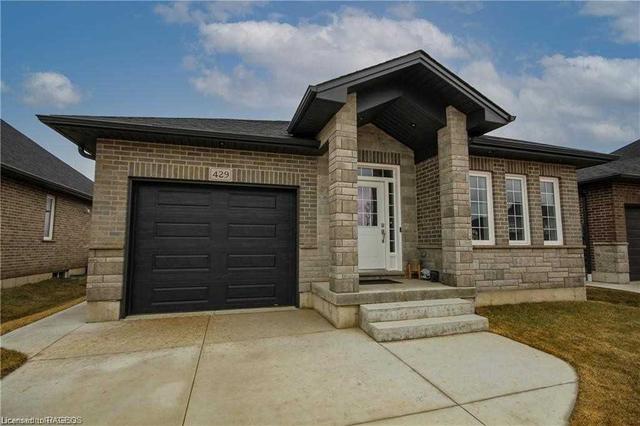 429 Mary Rose Ave, House detached with 3 bedrooms, 1 bathrooms and 3 parking in Saugeen Shores ON | Image 12