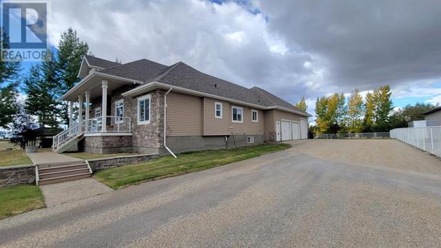 7942 Carriage Lane Drive, House detached with 5 bedrooms, 3 bathrooms and 8 parking in Grande Prairie County No. 1 AB | Image 15