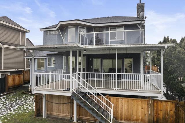 8311 150 Street, House detached with 6 bedrooms, 5 bathrooms and 4 parking in Surrey BC | Image 37