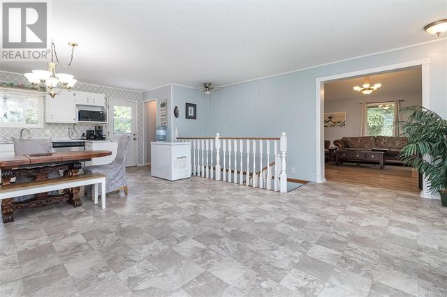 3115 Rinvold Rd, House detached with 4 bedrooms, 2 bathrooms and 5 parking in Nanaimo F BC | Image 18