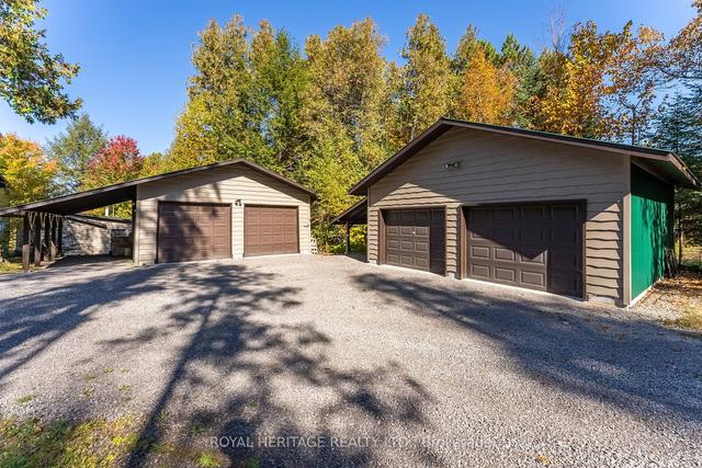 916 Siberia Rd, House detached with 6 bedrooms, 5 bathrooms and 8 parking in Madawaska Valley ON | Image 34