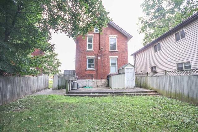 110 Toronto St, House detached with 4 bedrooms, 2 bathrooms and 4 parking in Guelph ON | Image 17