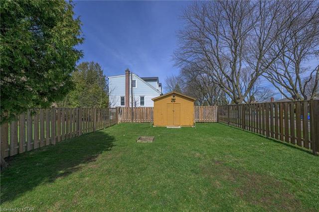 1626 Borden Street, House detached with 2 bedrooms, 1 bathrooms and 2 parking in London ON | Image 10
