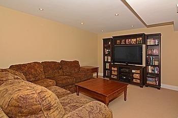 30 Woodgrove Tr, House detached with 4 bedrooms, 4 bathrooms and 2 parking in Markham ON | Image 16