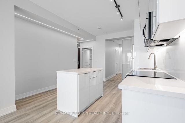 4909 - 386 Yonge St, Condo with 2 bedrooms, 2 bathrooms and 1 parking in Toronto ON | Image 28