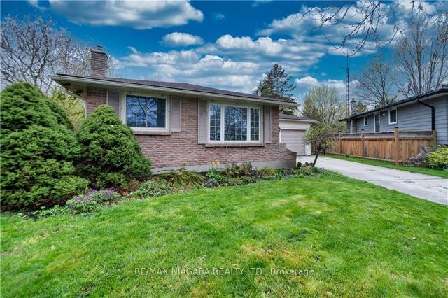 22 Vanier Crt, House detached with 3 bedrooms, 2 bathrooms and 3 parking in St. Catharines ON | Image 12