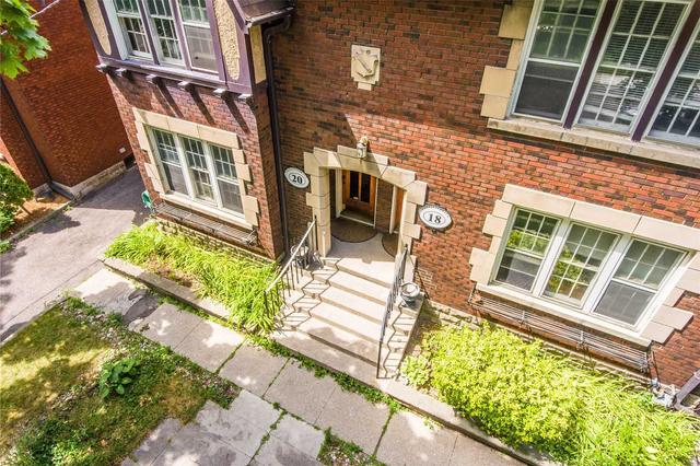 18-20 Austin Terr, House detached with 8 bedrooms, 4 bathrooms and 4 parking in Toronto ON | Image 18