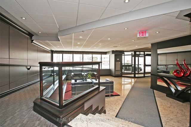 420 - 77 Maitland Pl, Condo with 2 bedrooms, 2 bathrooms and 1 parking in Toronto ON | Image 14