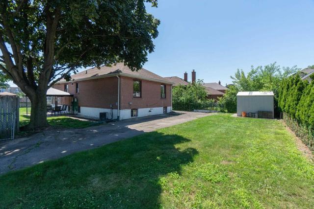 8 Rosewood Ave, House detached with 2 bedrooms, 2 bathrooms and 5 parking in Toronto ON | Image 19