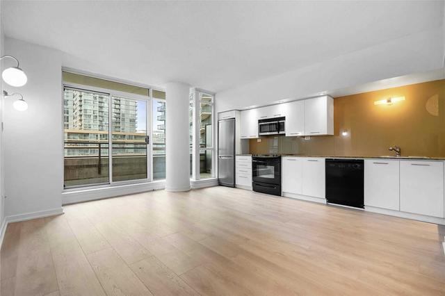 822 - 8 Telegram Mews, Condo with 2 bedrooms, 2 bathrooms and 1 parking in Toronto ON | Image 37