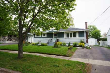 29 Mount Royal Blvd, House detached with 3 bedrooms, 4 bathrooms and 3 parking in Moncton NB | Image 1