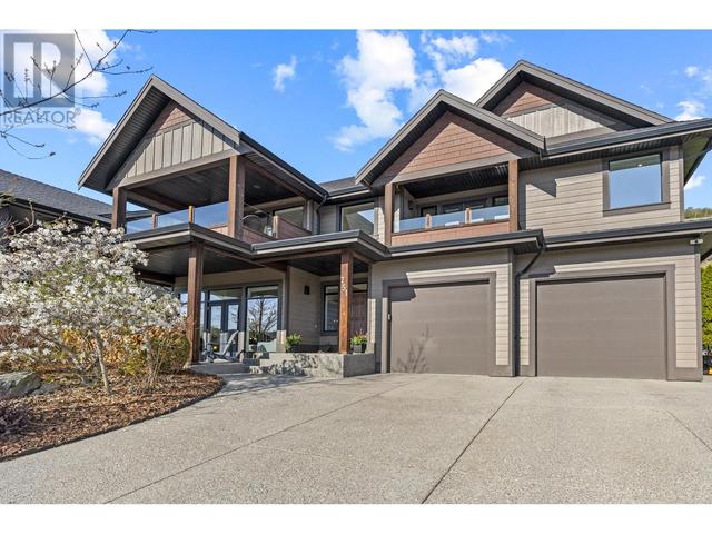 751 Mt Ida Drive, House detached with 5 bedrooms, 3 bathrooms and 4 parking in Coldstream BC | Image 2