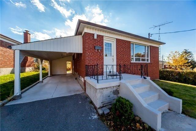 Upper - 23 Belyea Cres, House detached with 3 bedrooms, 2 bathrooms and 4 parking in Toronto ON | Image 2