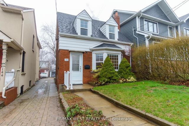 146 Fallingbrook Rd W, House detached with 2 bedrooms, 1 bathrooms and 2 parking in Toronto ON | Image 1
