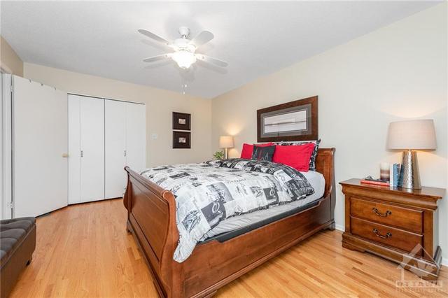 1521 Fisher Avenue, Townhouse with 3 bedrooms, 3 bathrooms and 1 parking in Ottawa ON | Image 19