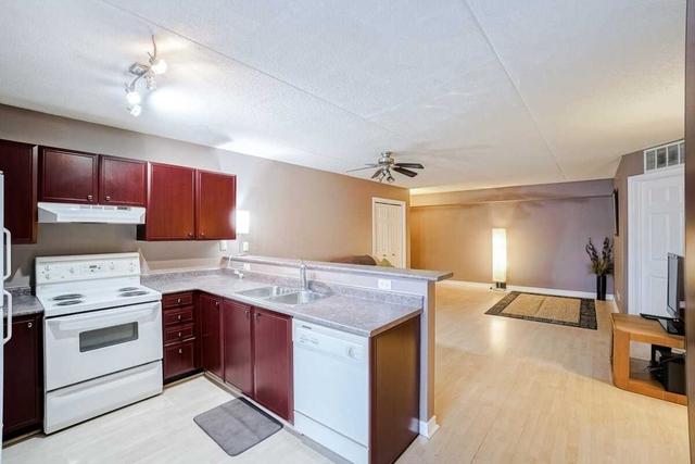 111 - 4003 Kilmer Dr, Condo with 2 bedrooms, 2 bathrooms and 1 parking in Burlington ON | Image 2