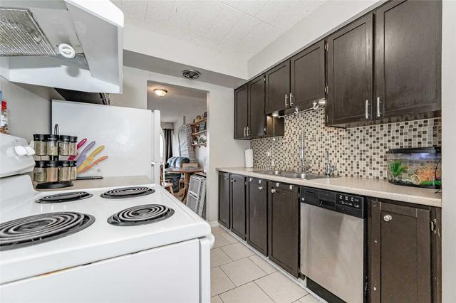 504 - 91 Conroy Cres, Condo with 2 bedrooms, 1 bathrooms and 1 parking in Guelph ON | Image 8