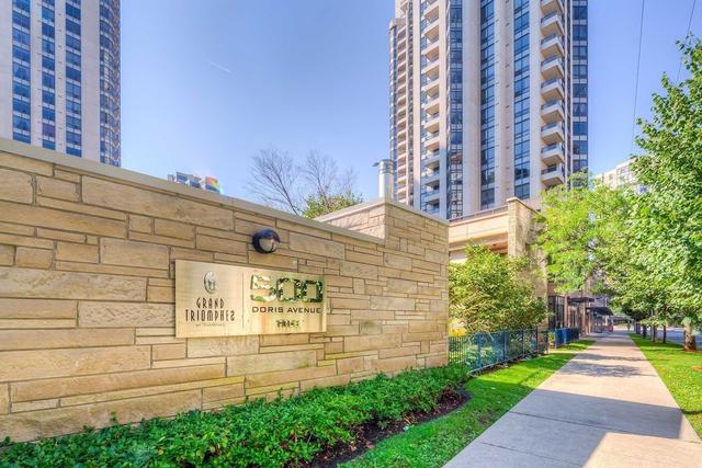 1129 - 500 Doris Ave, Condo with 2 bedrooms, 2 bathrooms and 1 parking in Toronto ON | Image 3