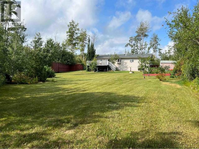 13284 Park Frontage Road, House detached with 5 bedrooms, 4 bathrooms and null parking in Peace River C BC | Image 36