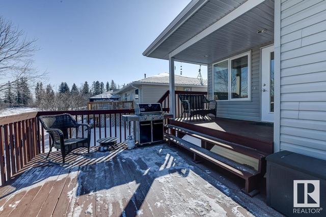 5120 56 Av, House detached with 4 bedrooms, 3 bathrooms and null parking in Mundare AB | Image 52