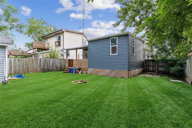 31 Parkview Rd, House detached with 3 bedrooms, 2 bathrooms and 3 parking in St. Catharines ON | Image 15