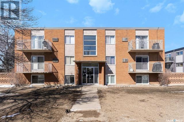 1 - 106 104th Street W, Condo with 2 bedrooms, 1 bathrooms and null parking in Saskatoon SK | Image 2
