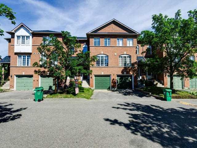 54 - 65 Brickyard Way, Townhouse with 3 bedrooms, 3 bathrooms and 1 parking in Brampton ON | Image 1