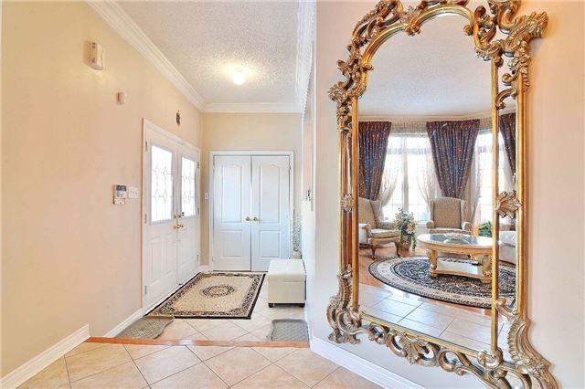 12 Maisonneuve Blvd, House detached with 4 bedrooms, 4 bathrooms and 5 parking in Brampton ON | Image 4