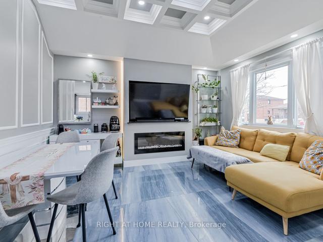 53 Regent Rd, House detached with 3 bedrooms, 4 bathrooms and 3 parking in Toronto ON | Image 35