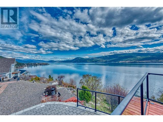 1 - 6919 Barcelona Drive, House detached with 3 bedrooms, 2 bathrooms and 3 parking in Central Okanagan West BC | Image 33
