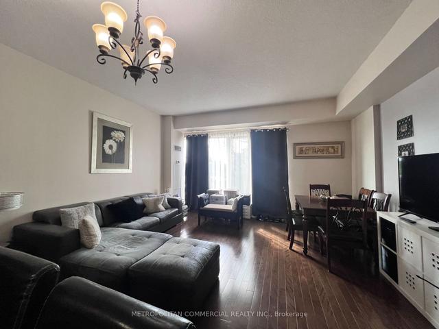 223 - 2737 Keele St, Condo with 2 bedrooms, 1 bathrooms and 1 parking in Toronto ON | Image 8