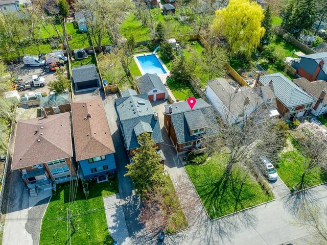 54 Arcadian Circ, House detached with 4 bedrooms, 2 bathrooms and 8 parking in Toronto ON | Image 31