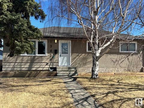 13427 132 St Nw, House detached with 4 bedrooms, 2 bathrooms and null parking in Edmonton AB | Card Image