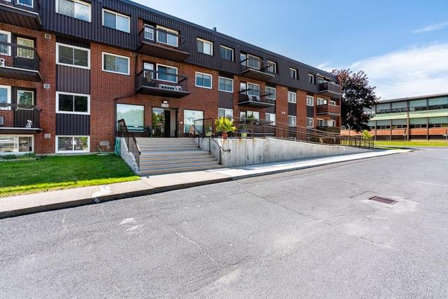 309 - 118 Fourth Street, Condo with 1 bedrooms, 1 bathrooms and 1 parking in Cornwall ON | Card Image