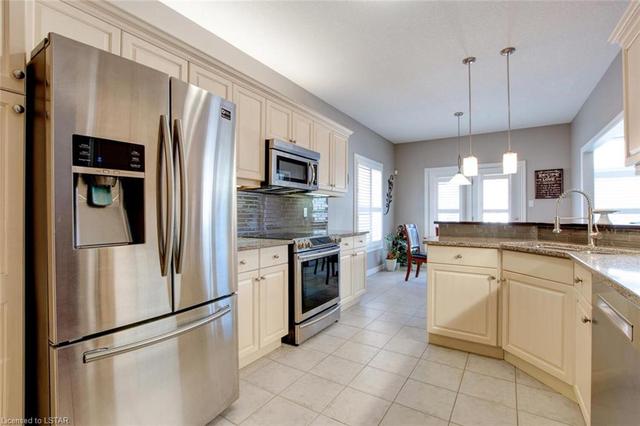 1002 Gabor Street, House detached with 3 bedrooms, 3 bathrooms and 4 parking in London ON | Image 23